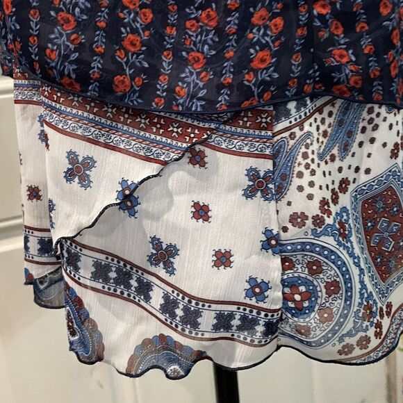 Live & Let Live Ruffled Tank Top 3 Tier Pullover Boho Paisley Print Women’s PM - Picture 4 of 9